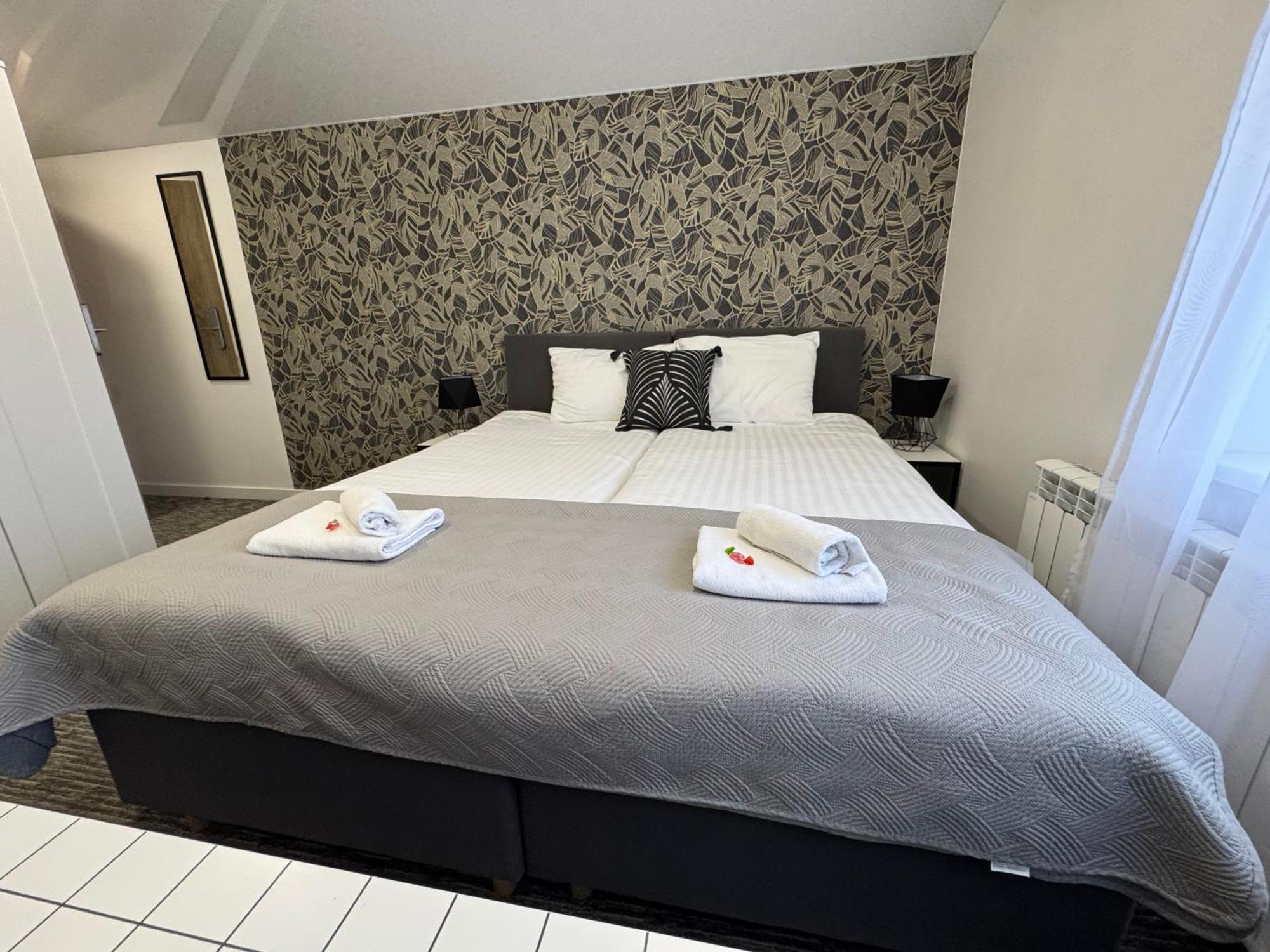 Grey Apartments "Easy Kaunas" מראה חיצוני תמונה